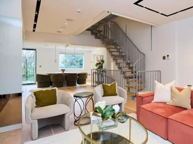 24 Hamilton Gardens, London, NW8 9PU, United Kingdom | 5 bed townhouse for rent #126326262 | Rentberry