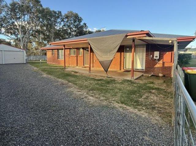 24 Hawthorne Street, Nanango 4 Bedroom, 2 Bathroom