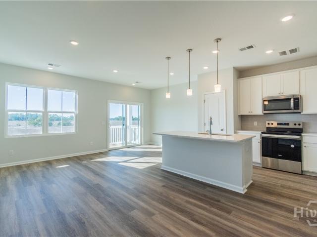 24 Hidden Pointe Drive