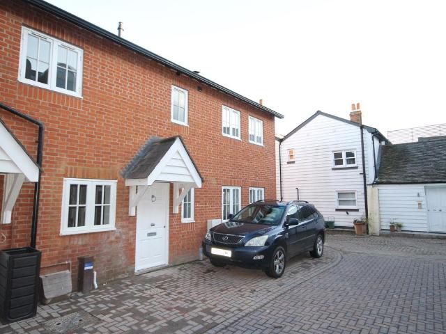 24 High Street, Ewell, Epsom KT17, 2 bed cottage to rent, £2,300 pcm | PrimeLocation