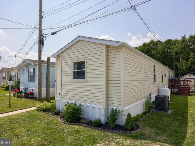 24 Highland Ct