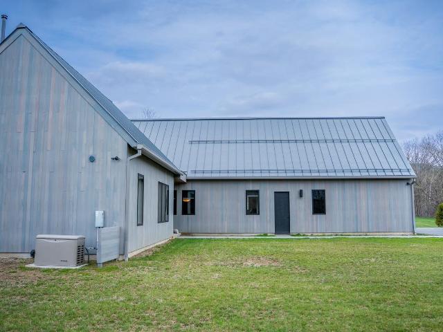 24 Highview Meadows