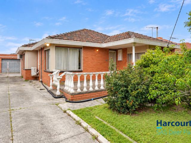 24 Kingsley Street, ST ALBANS, VIC 3021