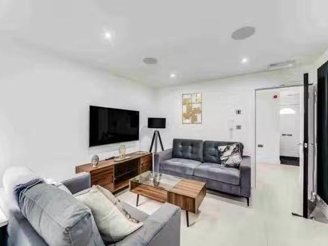 24 Leopold road Liverpool L7 8SP 6 Beds 3 Baths