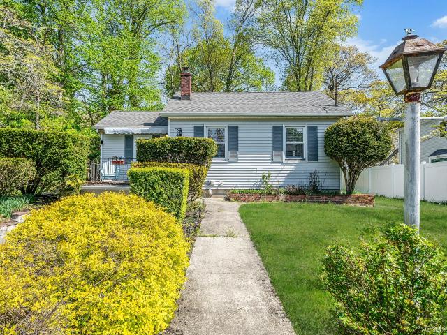 24 Locust Road