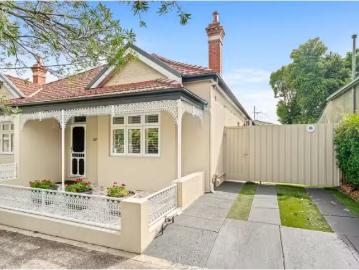 24 Lloyd Street, BEXLEY House for rent Listed by Quartzine Co.