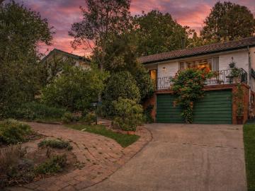 Curtin, Weston Creek, Yass Valley, Victoria