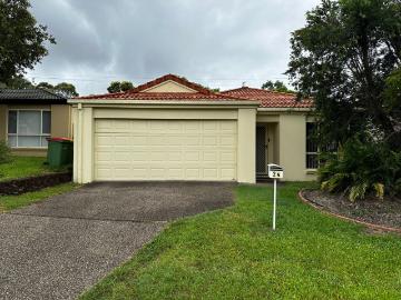 24 Madasin Close, ARUNDEL, QLD 4214