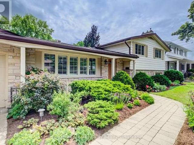 24 Maplewood Drive, Guelph Dovercliffe Park/Old University, ON, N1G 1L8 house for sale | Listing ID X13653 | Royal LePage