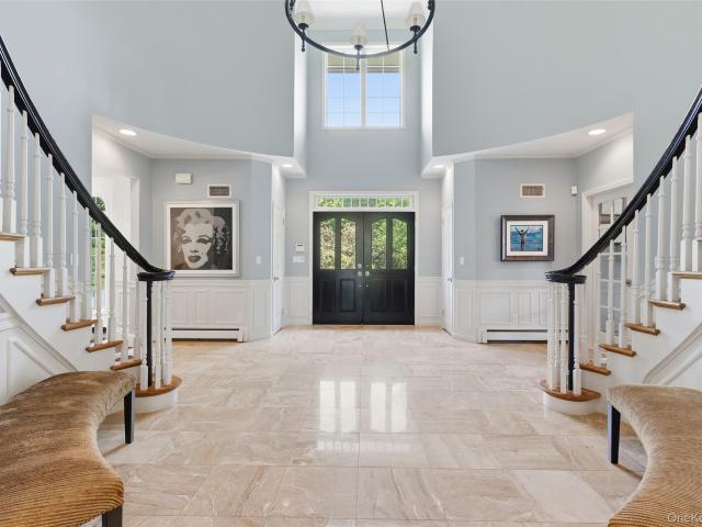 24 Meadow Hill Place