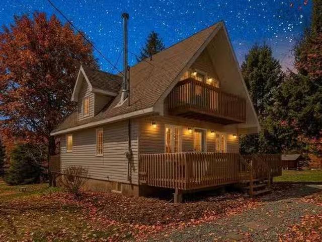 24 Mitchell Island Loop, Linden, NS, B0K 1K0 house for sale.
