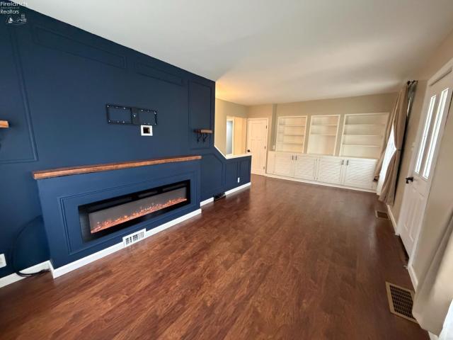 24 N West Street