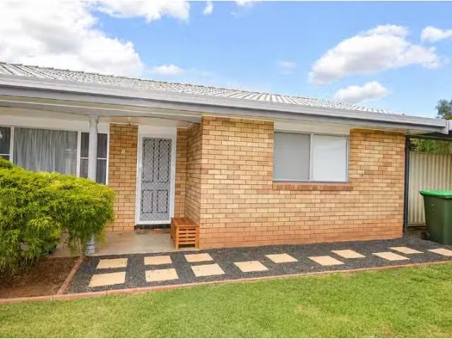 2/4 Newell Avenue, Gunnedah Apartment for rent Listed by Brit.