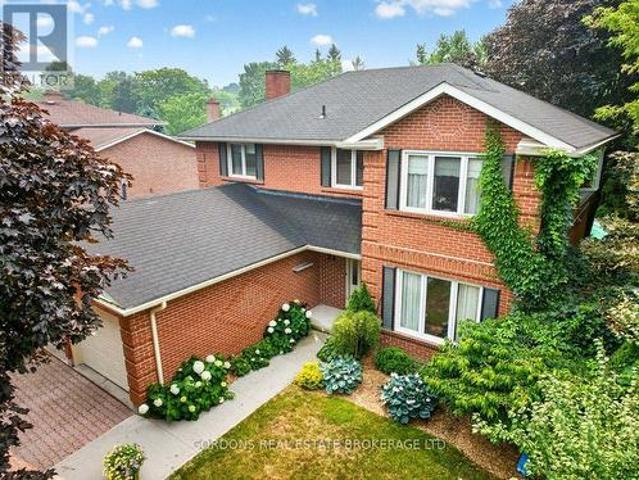 24 Nottingham Place, Kingston West Of Sir John A. Blvd, ON, K7M 7H1 house for sale | Listing ID X13587 | Royal LePage