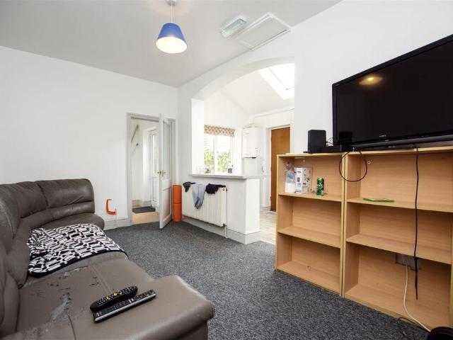 24 Oak Tree Lane, Stirchley, B29 6HX, United Kingdom | 7 bed house for rent #134300090 | Rentberry