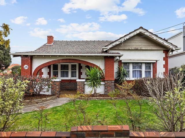 24 Olive Street, Caulfield South