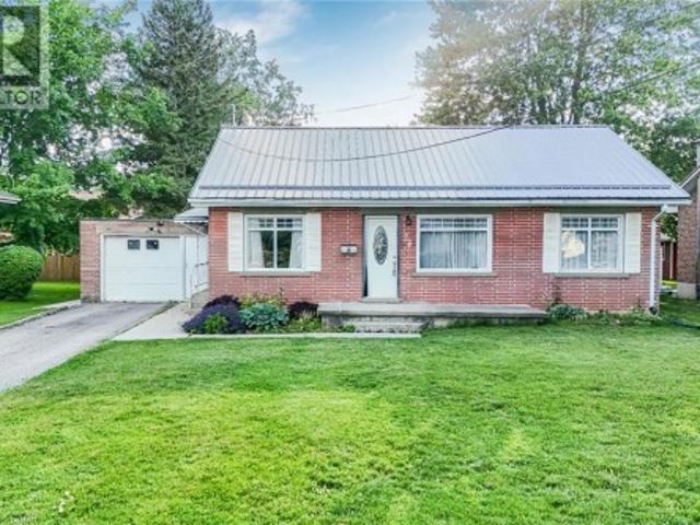 24 Park Street, Aylmer, ON, N5H 2P3 house for sale | Listing ID 40859 | Royal LePage