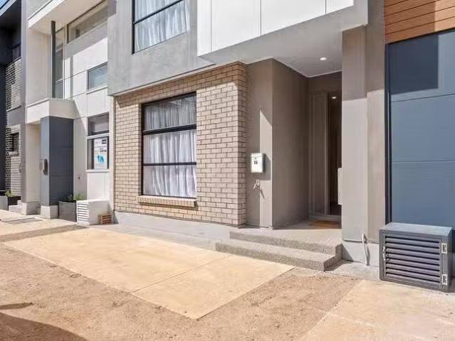 24 Phoenix Avenue, Tonsley, SA 5042