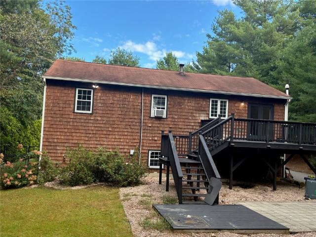 24 Pine Shadows Drive