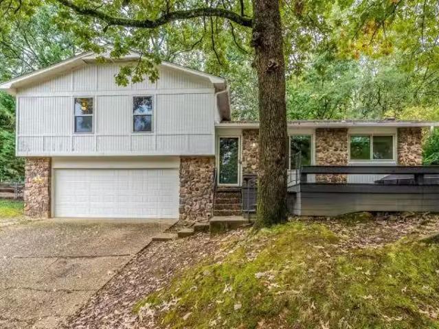 24 RIO GRANDE FOREST DR, LITTLE ROCK, AR 72212