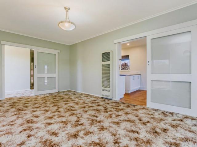 24 Richards Road, Castlemaine, Melbourne