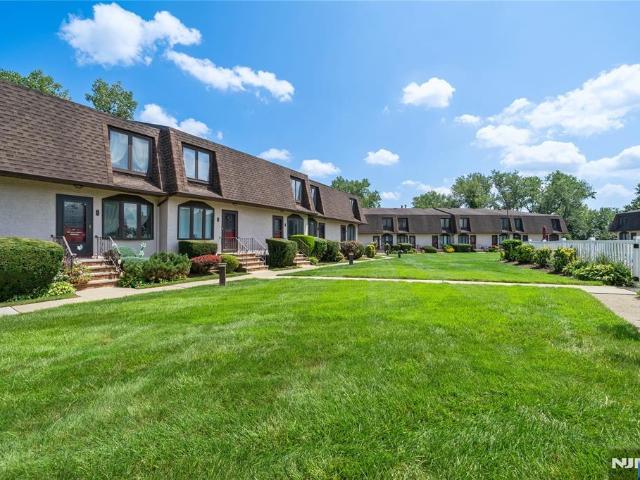 24 River Road # E535
