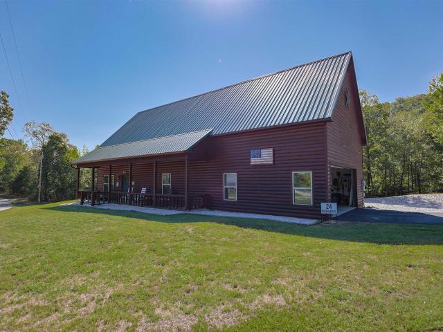 24 Riverchase Drive