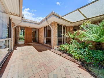 24 Rowntree Crescent, Isaacs, ACT 2607 House for Rent Ray White Canberra