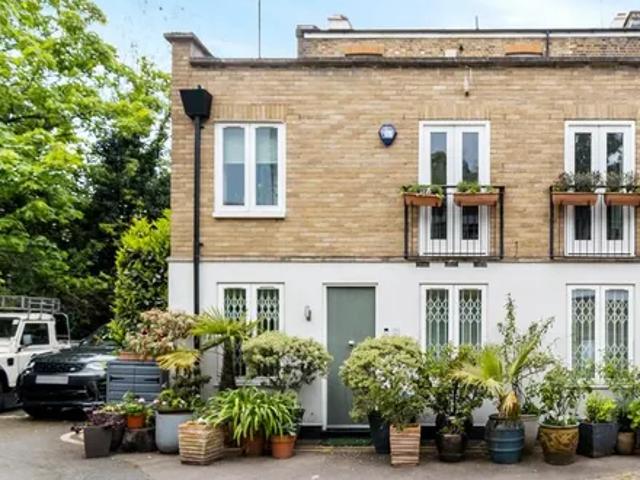 24 Royal Crescent Mews, London, W11 4SY, United Kingdom | 3 bed house for rent #121565800 | Rentberry