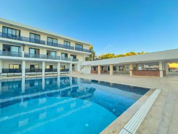 24 Saat Güvenlikli Sitede Kapalı Otoparklı 1+1 Daire