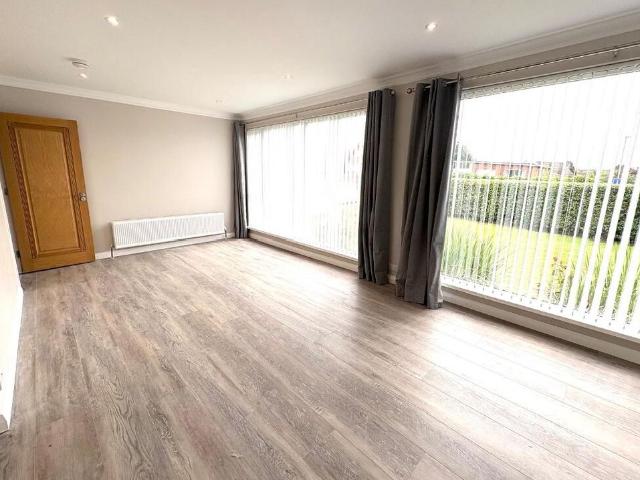 24 Silverbirch Road, Bangor, BT19 6EU