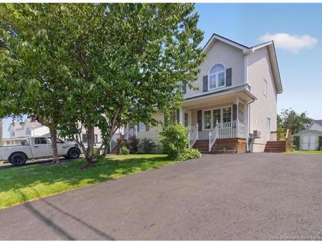 24 Stoneham, Moncton, NB, E1G 4Z6 house for sale | Listing ID NB143617 | Royal LePage