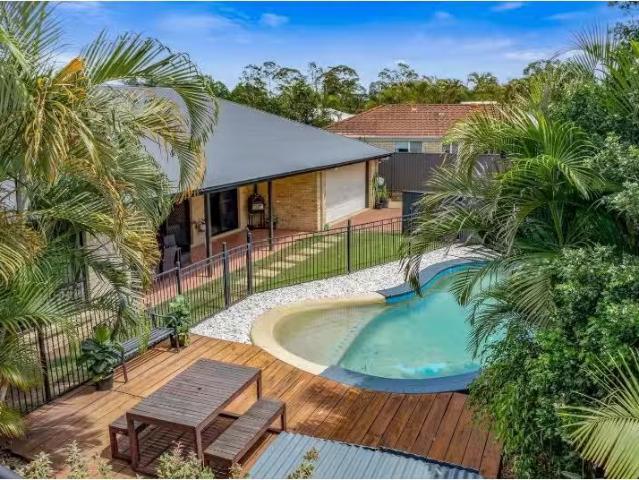 24 Starkey Street, Palmwoods House for rent Listed by Ebony M.