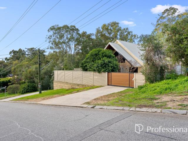 24 Stirling RoadGreenmount WA 6056, Australia