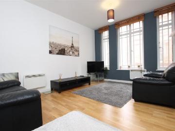 24a Clare Street, Bristol BS1 2 bed flat to rent £1,750 pcm £404 pw