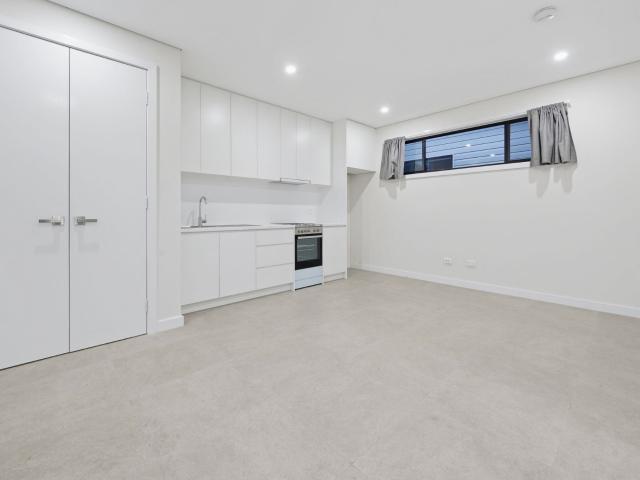 24A Aston Avenue, South Penrith