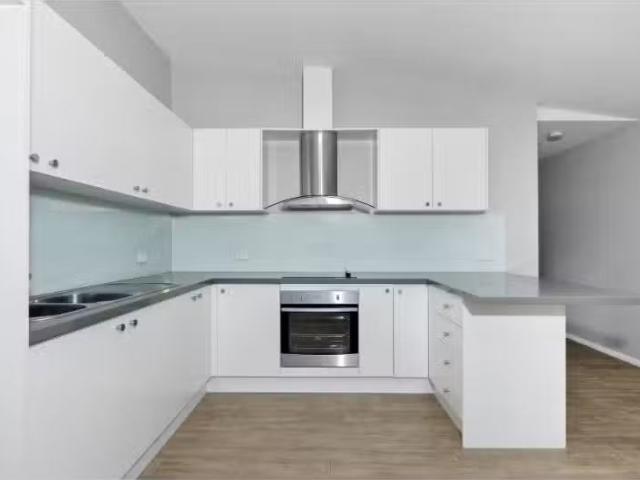 24A Sedgman Street, Greystanes House for rent Listed by Olivi.