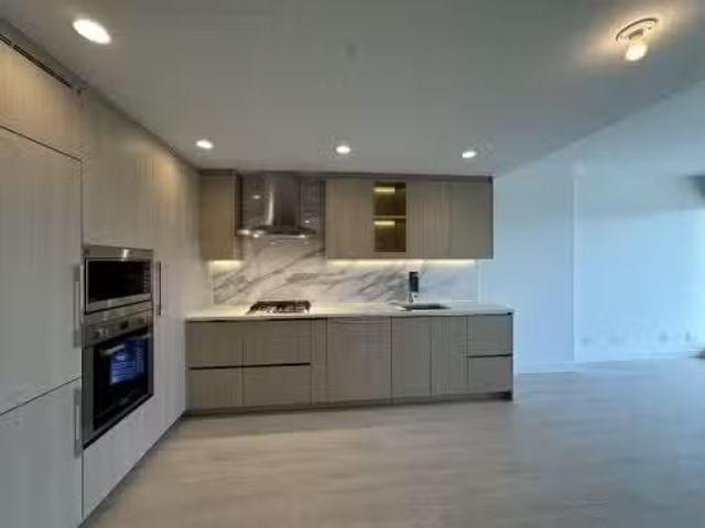 24F 4890 Lougheed Highway, Burnaby, BC, V5C 0N2 lease for le.