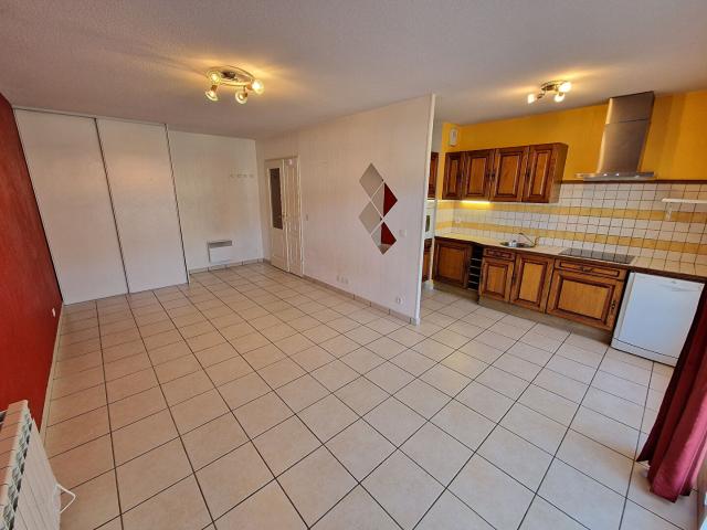 24JG1063 T2 lot 31 Valserhone + 1 place de partking en extérieur n°23
