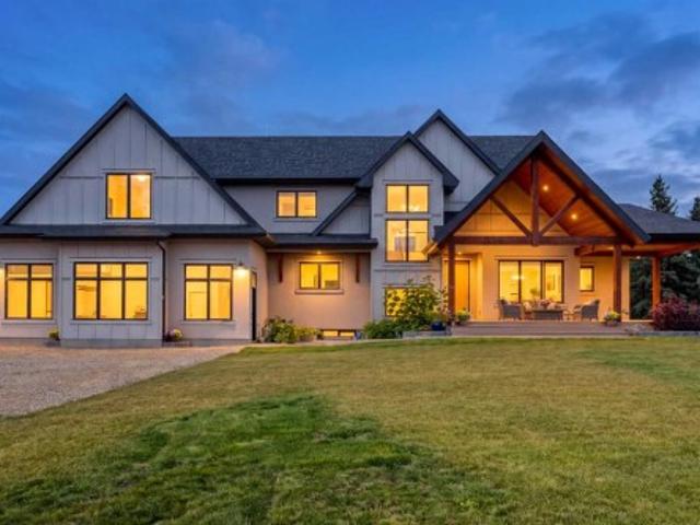 25040 Burma Road, Rural Rocky View County, AB, T3R 1B9 house for sale | Listing ID A2349 | Royal LePage
