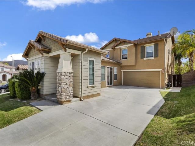 25042 Acorn Ct, 3 beds, 3 full baths