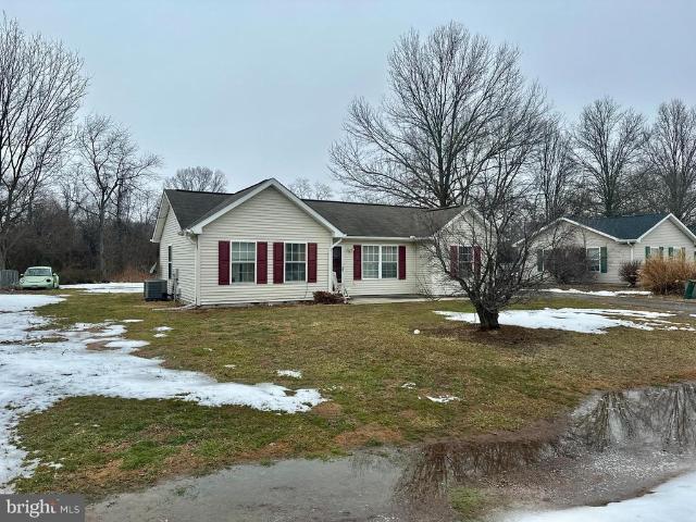 25044 Travis Trail