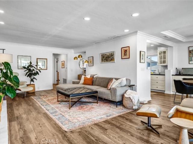 2504 University