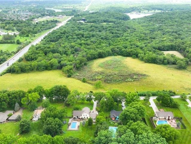 2505 NE Woodland Oak Circle, Lee's Summit, US, MO