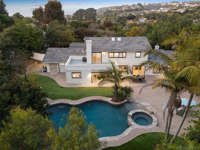 2505 Hidden Valley Pl, La Jolla, CA 92037 | MLS #260007