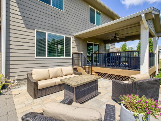 2505 SE Bluestem Drive