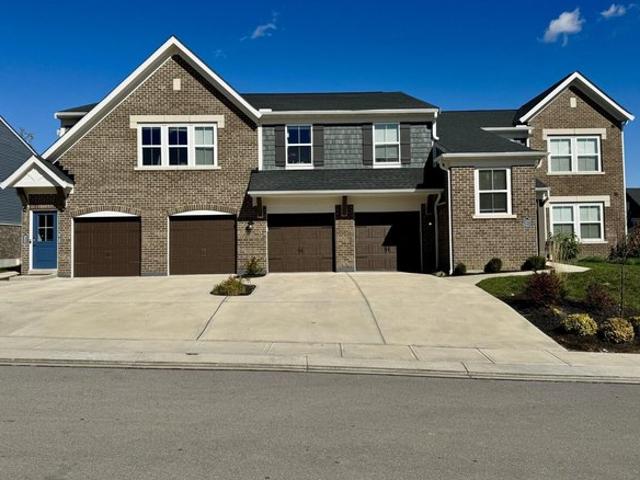 2506 Crosshill Dr, Crescent Springs, KY 41017