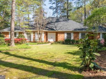 2506 Emerald Drive
