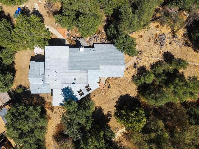 25077 manzanita ln