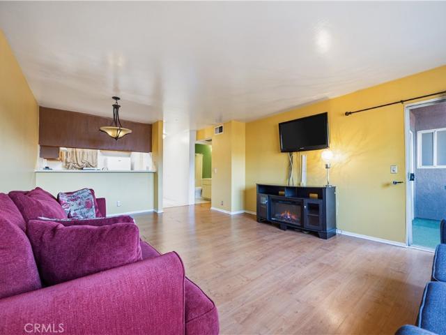 2507 E 15th Street 109